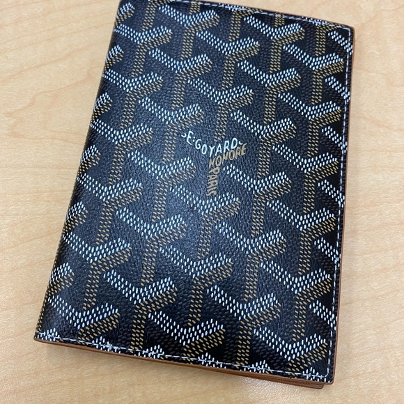 Goyard Black and Brown Passport Holder - Picture 2 of 10